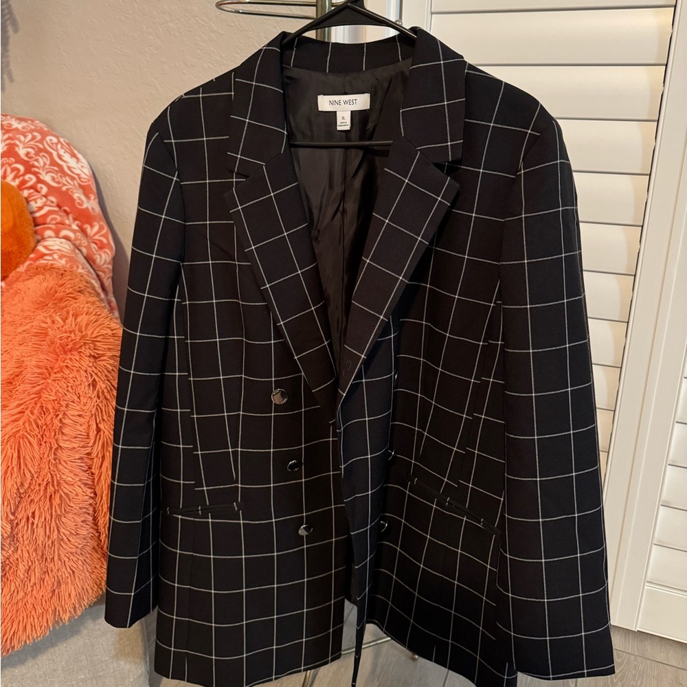 Beautiful blazer- Nine West